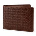 Portefeuille bifold tressé brun avec compartiments
